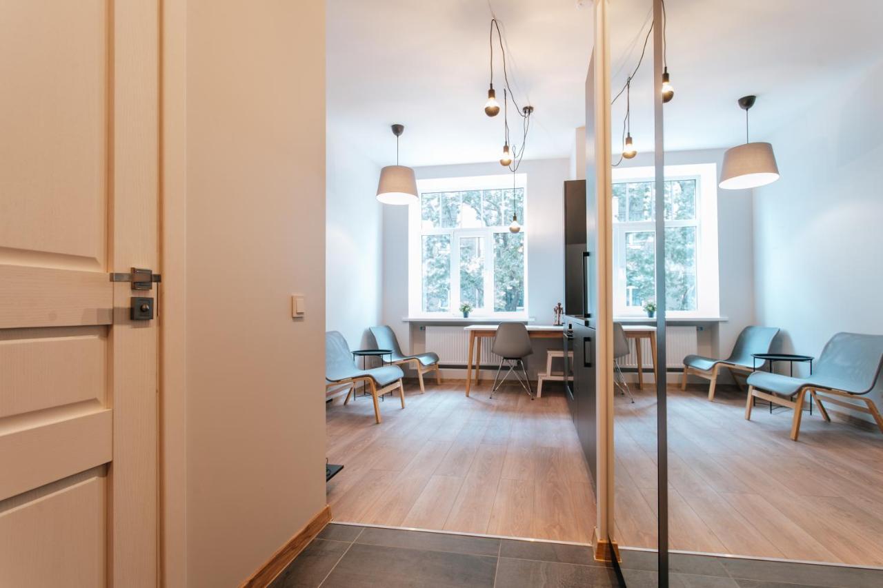Central Comfort At Hanzas Residence, Stay Near Cafes, Bars, Museums & Esplanade Рига Екстериор снимка