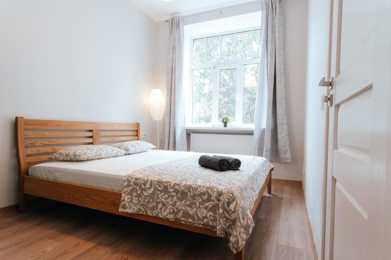 Central Comfort At Hanzas Residence, Stay Near Cafes, Bars, Museums & Esplanade Рига Екстериор снимка