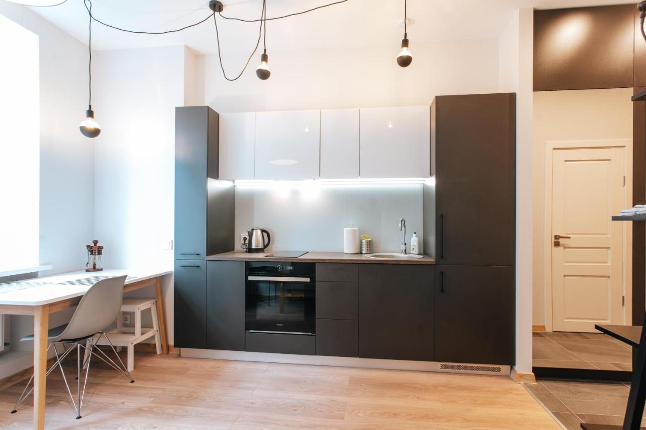 Central Comfort At Hanzas Residence, Stay Near Cafes, Bars, Museums & Esplanade Рига Екстериор снимка